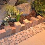 10 Beautiful Garden Edging Ideas - organic gardening | Wooden .