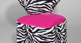 Mauricio's Furniture Pink & Zebra Heart Chair | Zebra print .