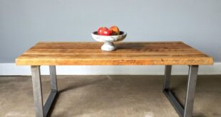 Reclaimed Wood Coffee Table / Industrial U-shaped Metal Legs .