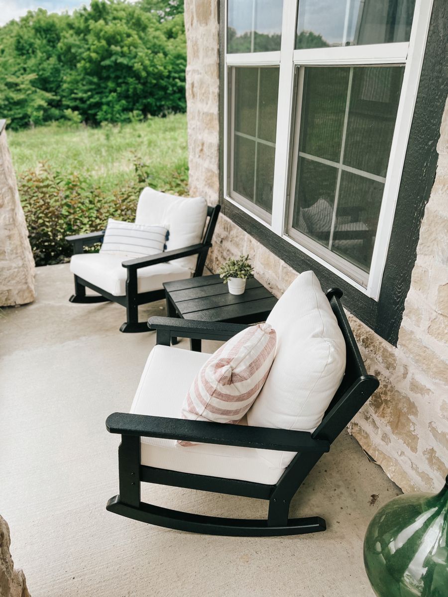 Eye-Catchy Outdoor Rocking Chair