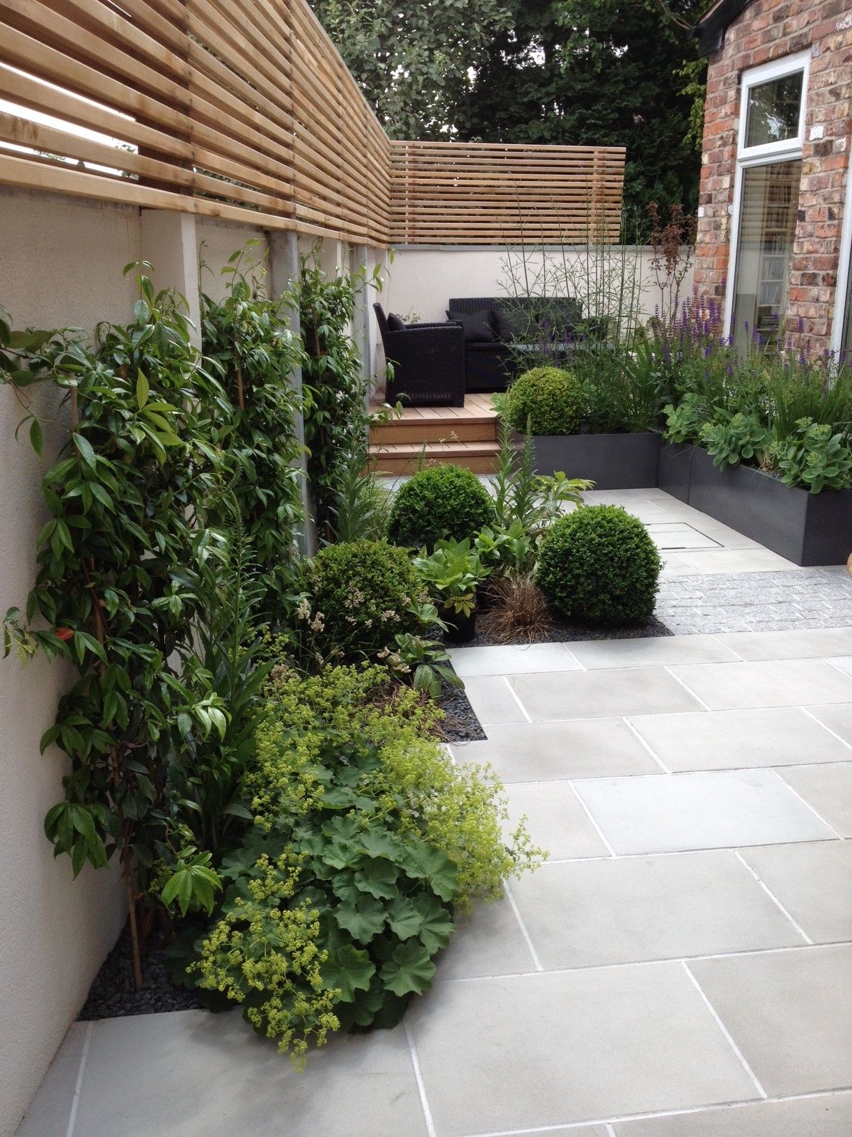 Creative Garden Paving Ideas to Transform
  Your Outdoor space