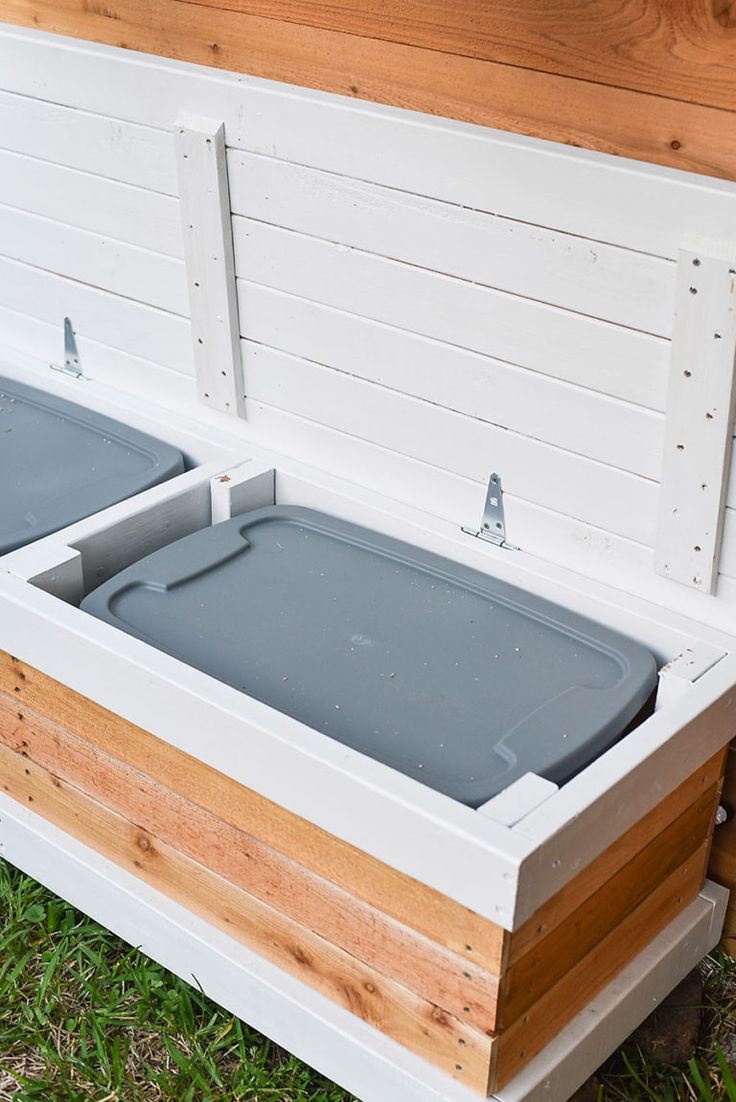 Creative Backyard Storage Solutions to
Keep Your Outdoor Space Tidy