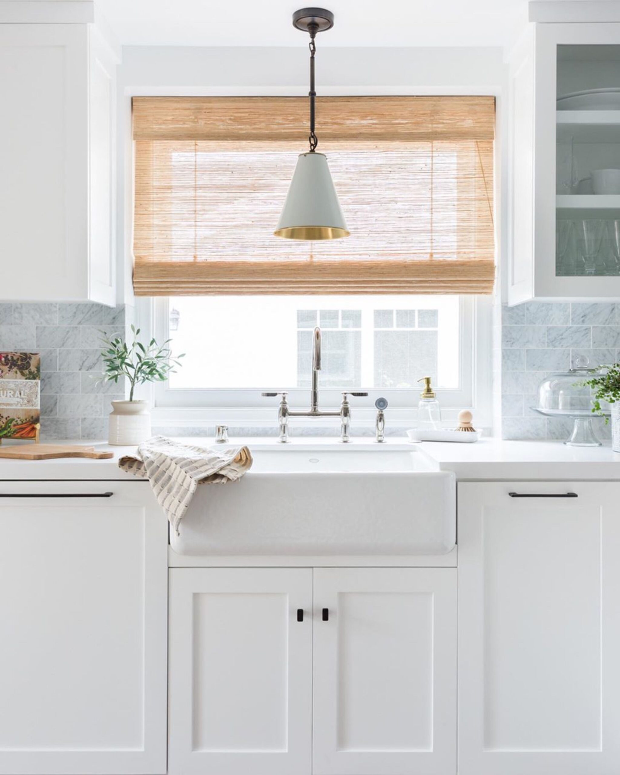 Ultimate Guide to Kitchen Window
Treatments