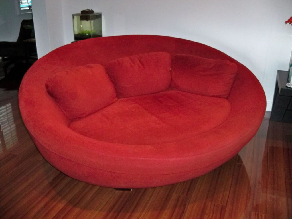 1698566467_Round-Sofa-Chairs.jpg