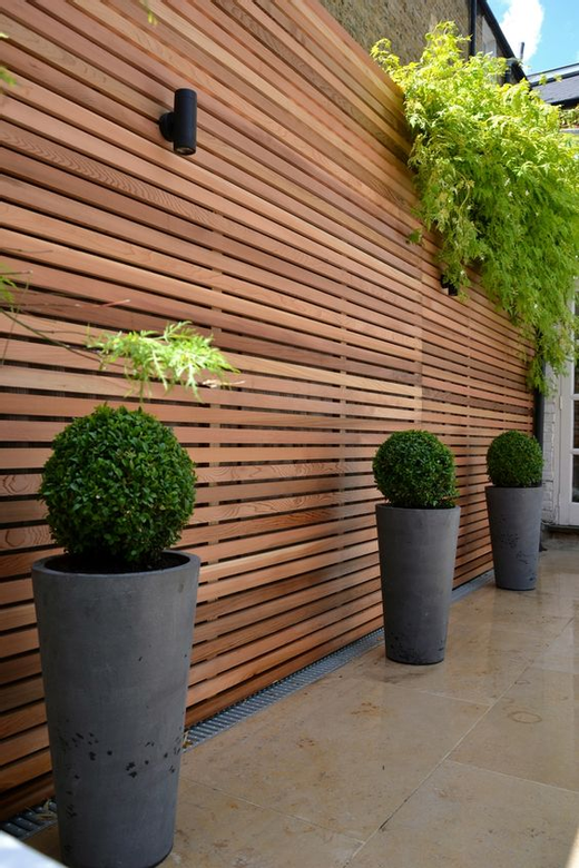 Choosing the Right Garden Fence for Your
  Home