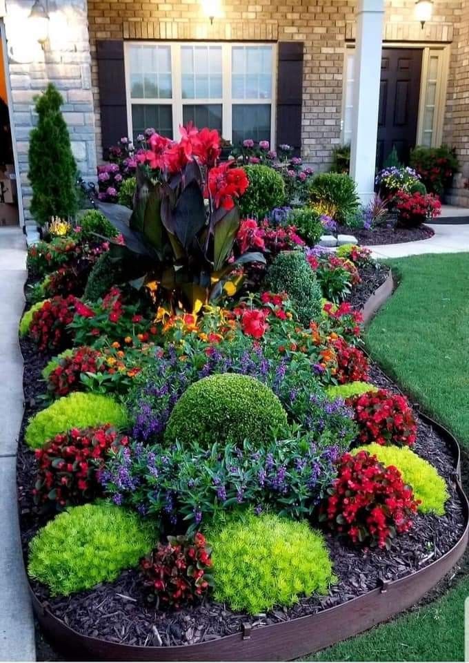 Creative Flower Bed Designs to Enhance
Your Outdoor Space