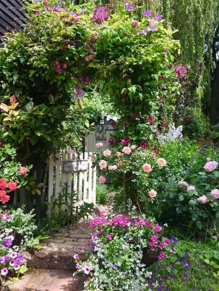 Creating a Picture-Perfect Cottage Garden
Design