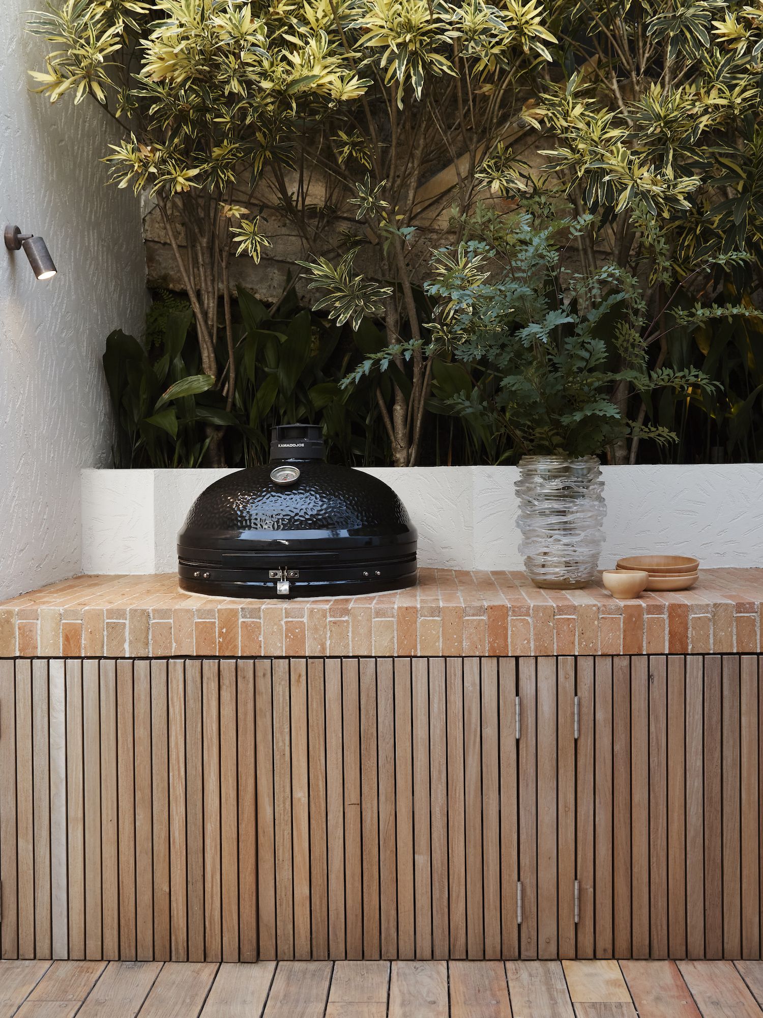 Creating the Perfect Outdoor Kitchen: A
Comprehensive Guide
