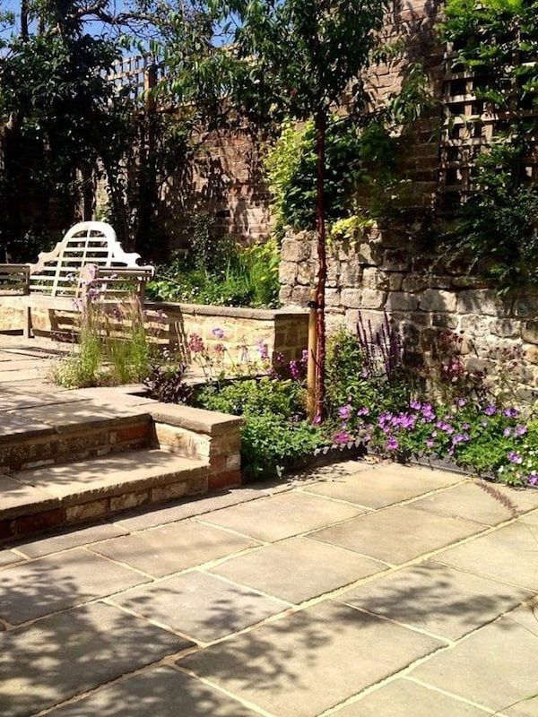 Lovely And Sweet Sandstone Paving