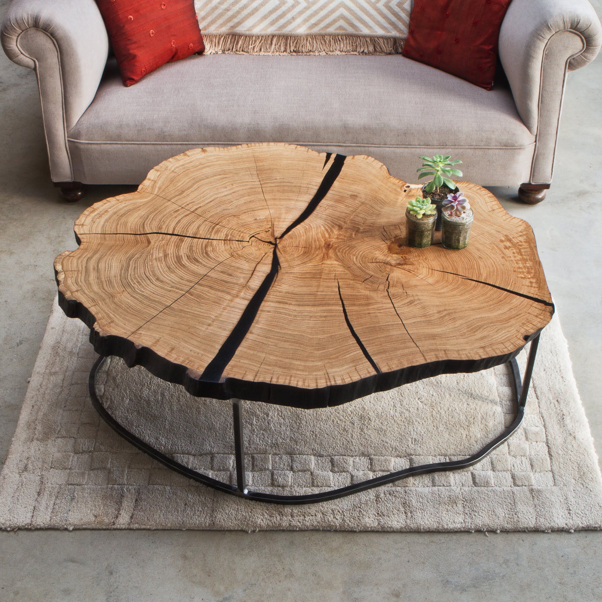 Unique Sliced Trunk Coffee Tables: A
Stunning Addition to Your Home