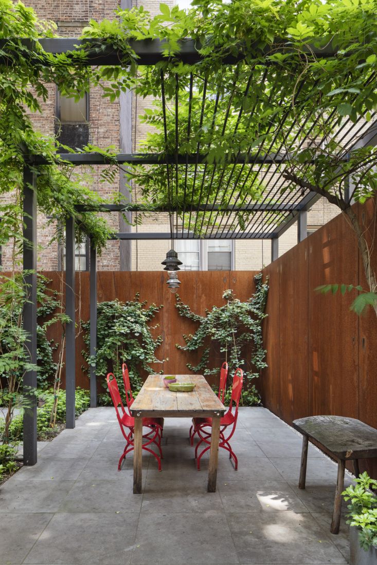 Creating the Perfect Outdoor Oasis: Tips
for Designing Your Dream Outdoor Space