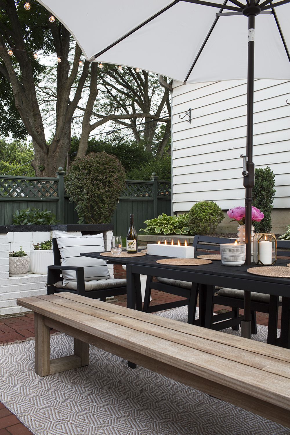 Creating the Perfect Outdoor Setting with
a Patio Dining Set