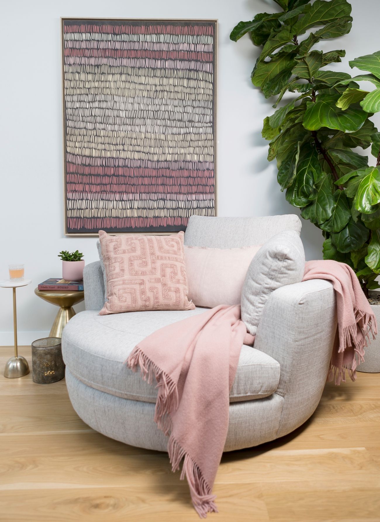 Choosing the Perfect Sofa Chair for Your
Bedroom