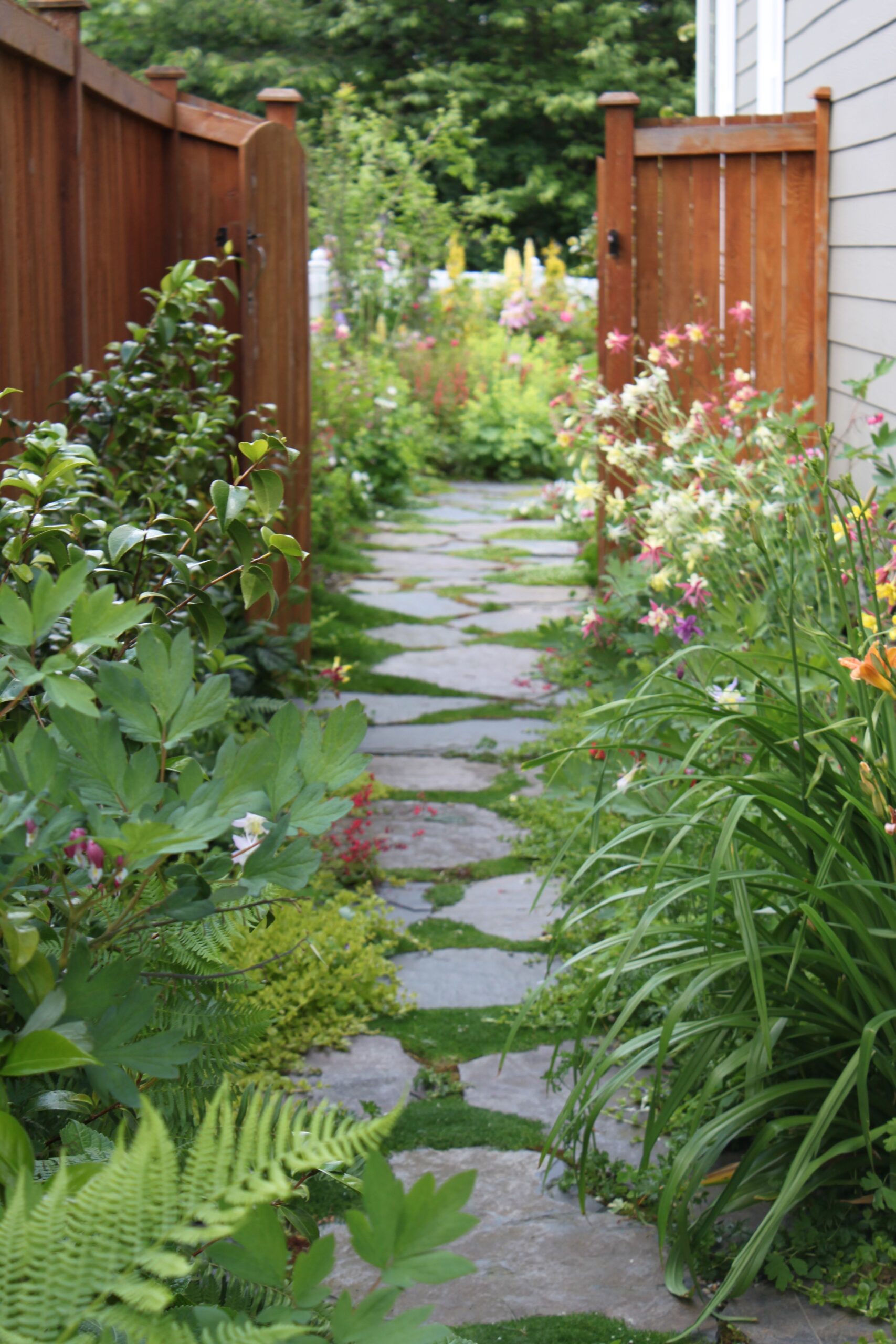 Enhancing Your Outdoor Space: Ideas for
Beautiful Garden Paths