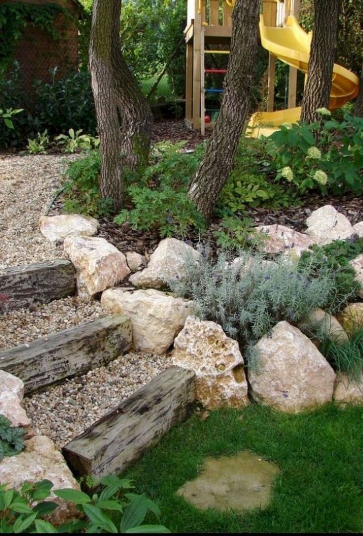 Expert Tips for Enhancing Your Front Yard
  Landscape