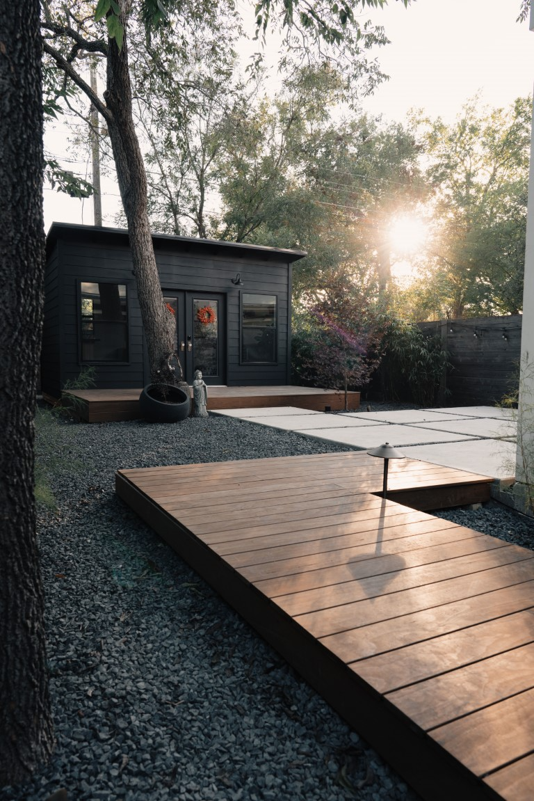 The Benefits of Using Concrete Pavers in
Your Outdoor Spaces