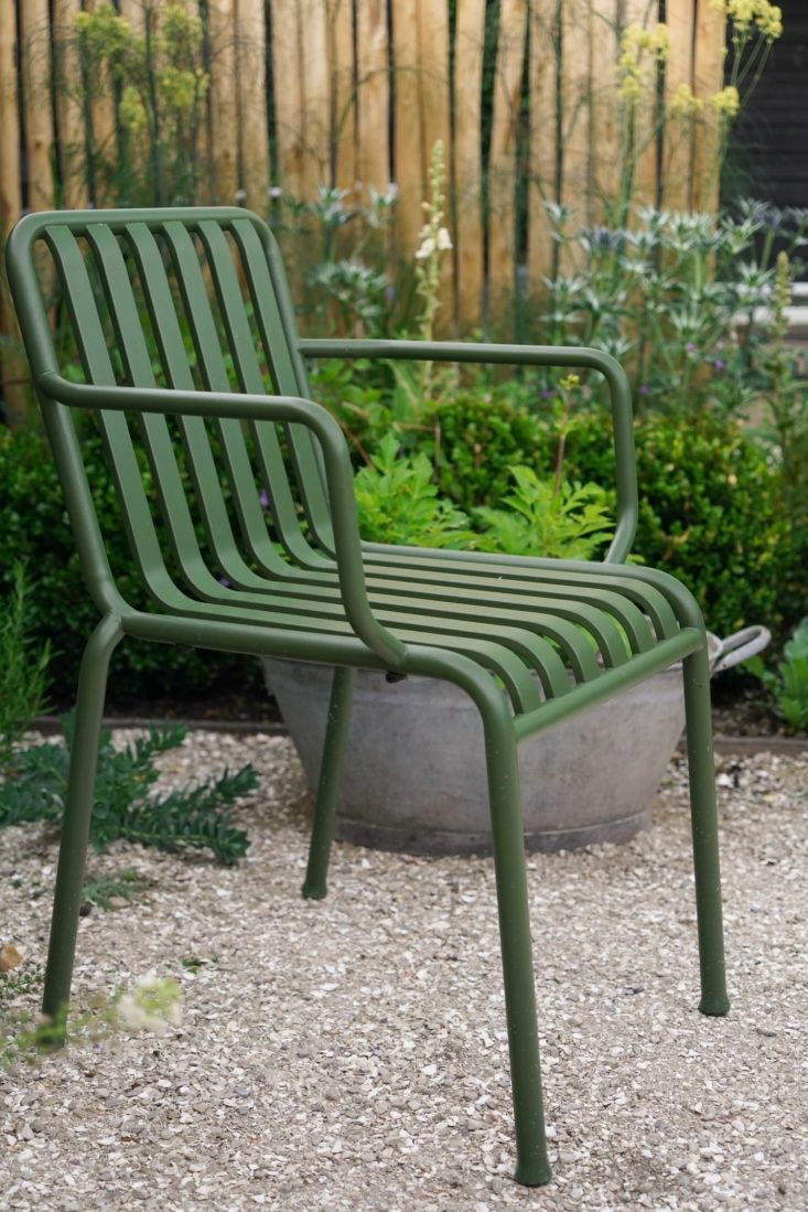 The Ultimate Guide to Choosing the Best
  Garden Chair for Your Outdoor Space