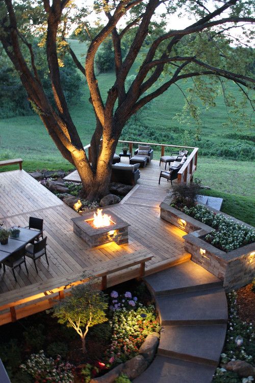 Maximizing Your Outdoor Living Space:
Tips for a Beautiful Deck