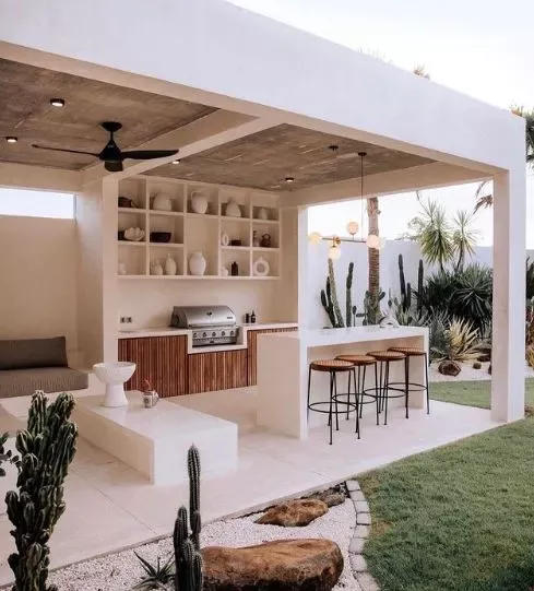 Creating the Ultimate Outdoor Patio Bar:
Tips and Inspiration