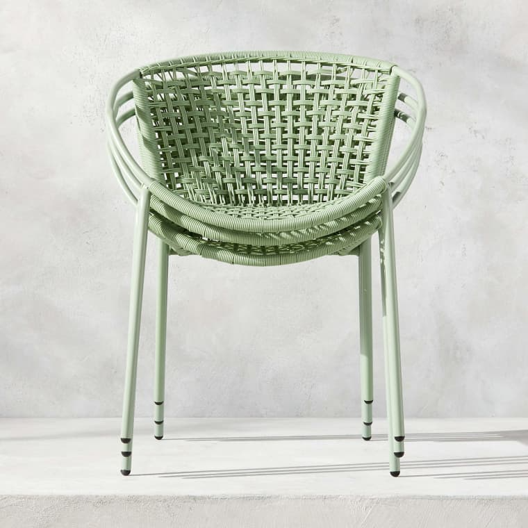 Upgrade Your Patio with Stylish Plastic
  Chairs