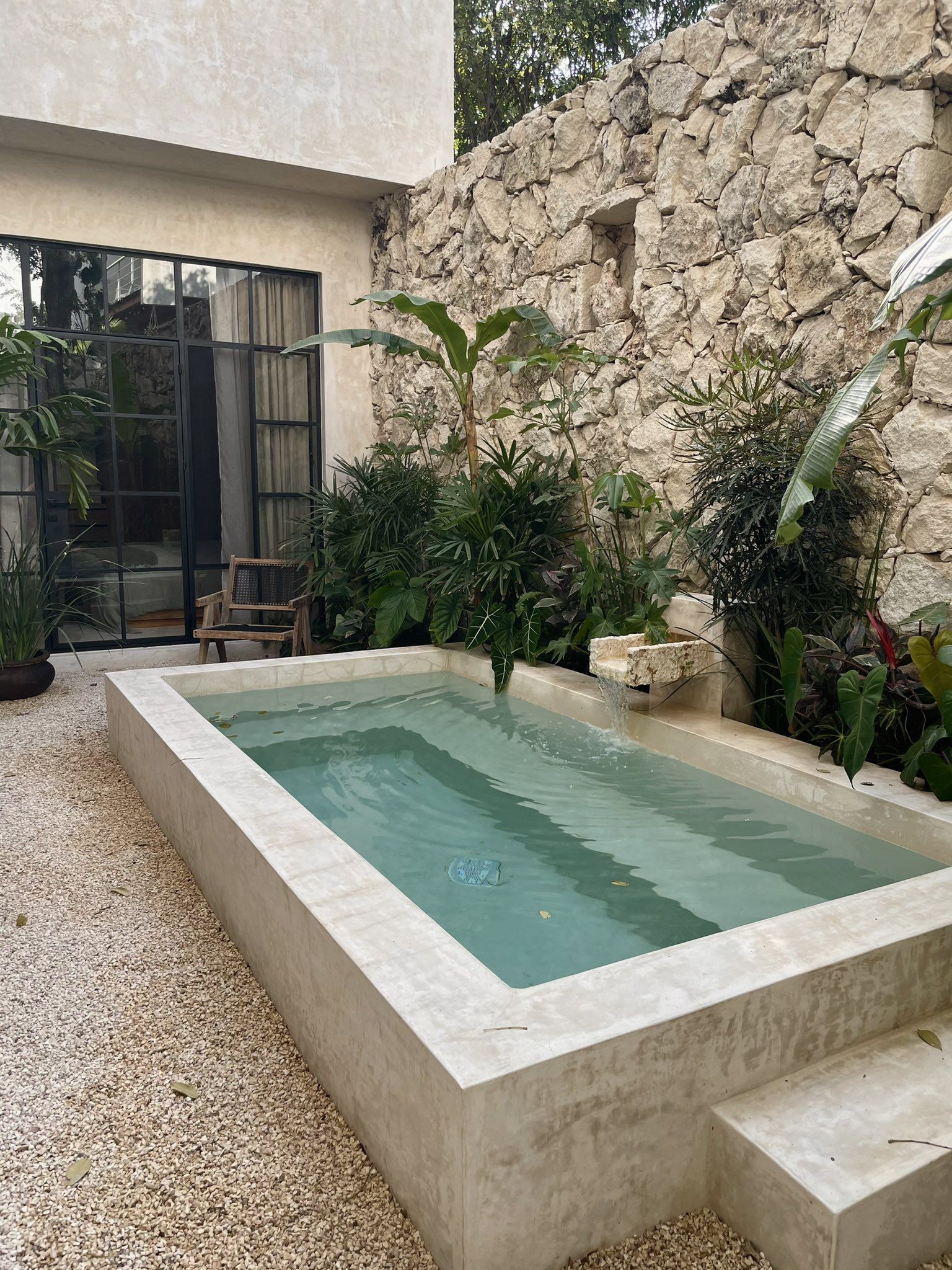 Modern Plunge Pool Ideas for Small Spaces