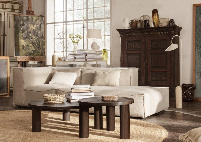 Elegance and Warmth: The Allure of Smoked
  Oak Coffee Tables