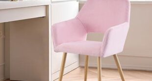 Chic Boucle Chairs: Comfort Meets Versatile Design