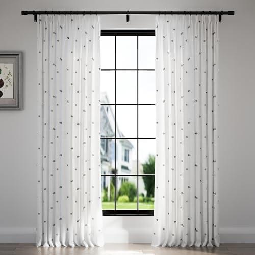 Enhance Your Space with Stylish Curtains and Decor